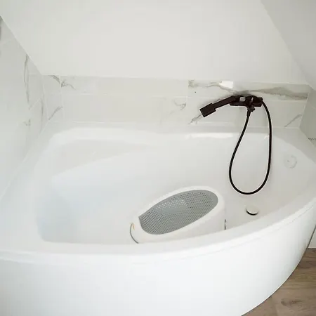 Apartment Aprili Badacsonytomaj