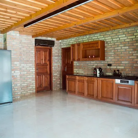 Apartment Aprili